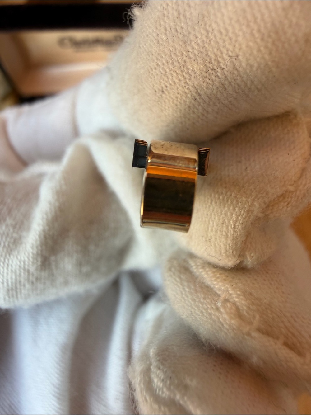 Vintage Christian Dior Gold-Tone Engraved Tie Clip with velvet box - Picture 10 of 11